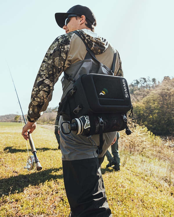 Simms Freestone Hip Pack Action Simms Freestone Hip Pack Action